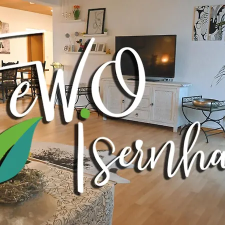 Grosse Und Schoene In Apartment