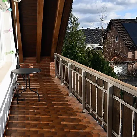Apartment Grosse Und Schoene In *
