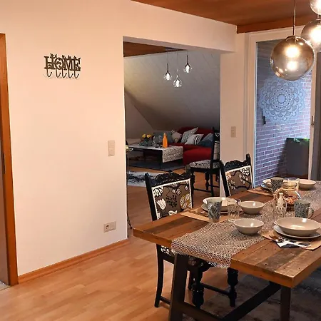 Grosse Und Schoene In * איזרנהאגן