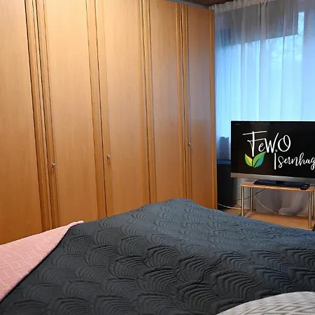 דירה Grosse Und Schoene In *